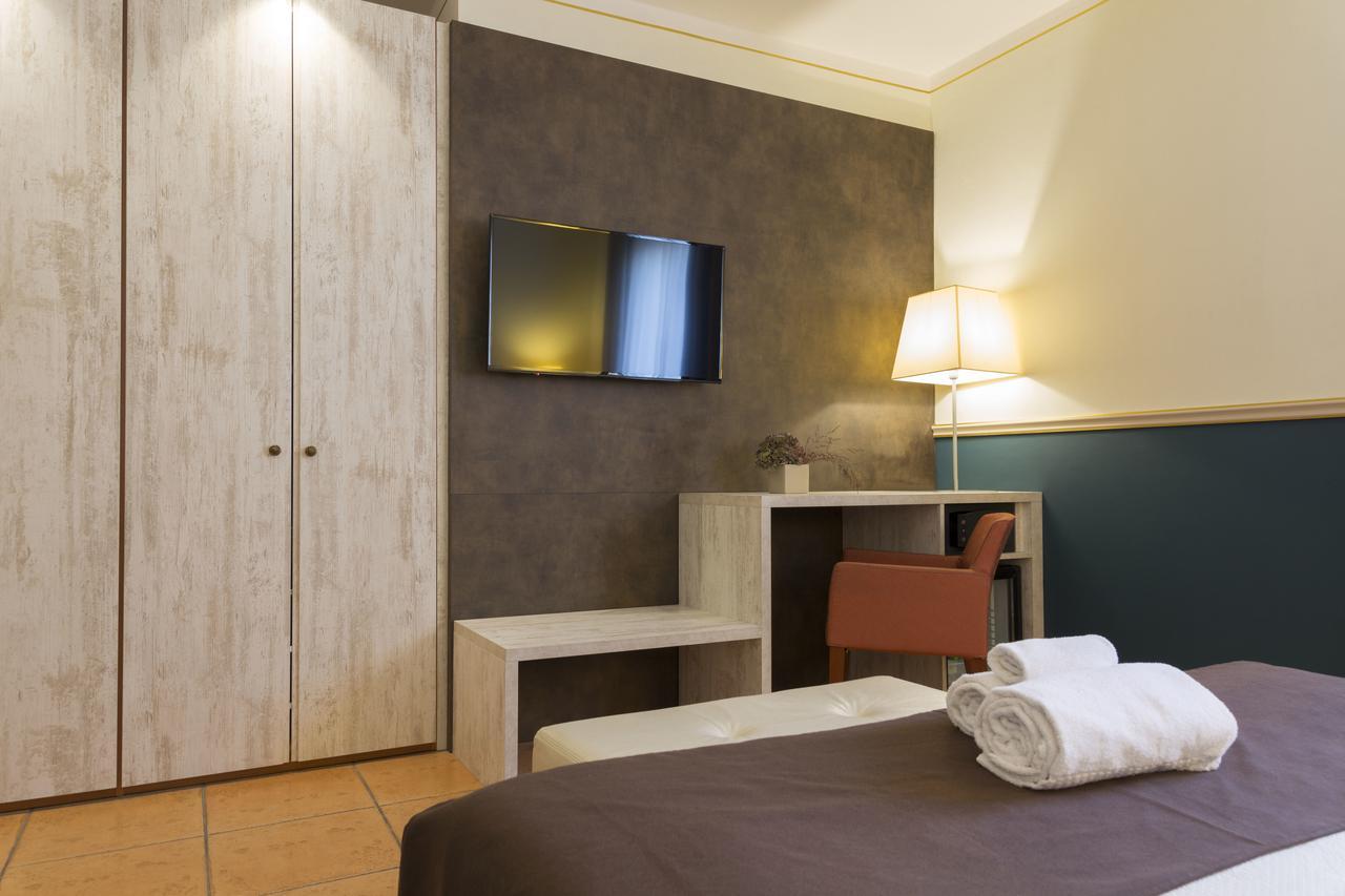 Hotel Ponte Di Rialto Crema Extérieur photo