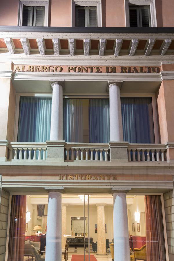 Hotel Ponte Di Rialto Crema Extérieur photo